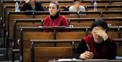 Üniversite Yerleştirme Süreci Çok Karmaşık