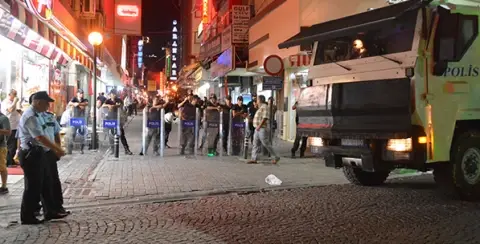 Vesayet Odakları Yine Sahnede