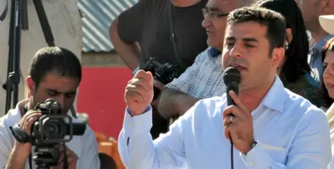 BDP’nin ’Türkiyelileşme’ Sınavı