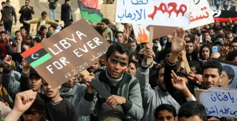 Rapor: Batı ve Kaddafi Makasında Libya