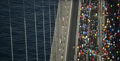 Mutlu Eşler için Ne Zaman Koşacağız?