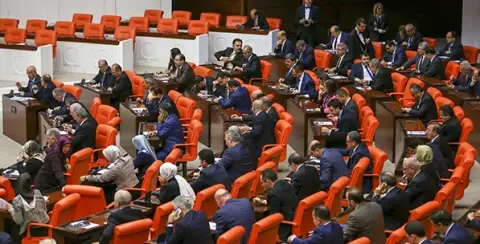 Türkiye’nin Eskimeyen Gündemi Yeni Anayasa: Nerede Kalmıştık