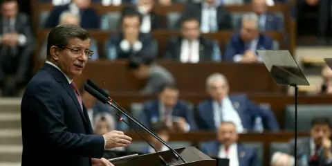 AK Parti Neden Hep Bir Adım Önde?