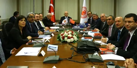 Yeni Bir Anayasa Ama Nasıl?