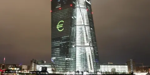 Ekonominin Merkezindeki Merkez Bankalarının Rolü