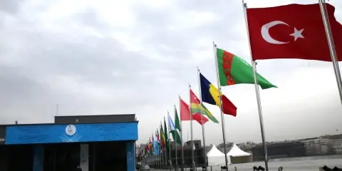 Müslüman Ülkelerin Sesi: İslam İşbirliği Teşkilatı (İİT)