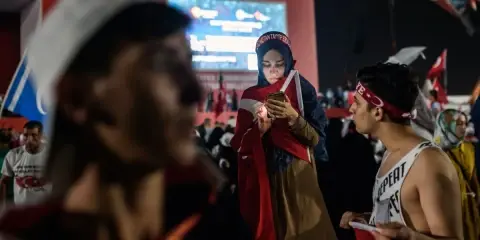 Batılılaşma Paradigması Çökerken...
