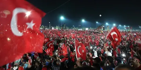 Siyasetin Yeni Trendi Yenikapı Ruhu!