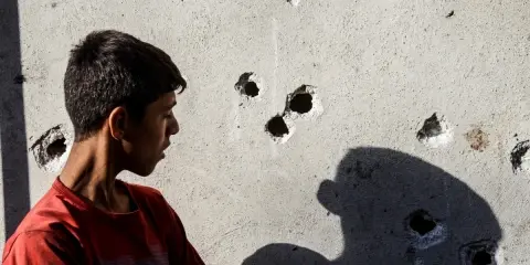 Teröristler Kime Hizmet Eder!