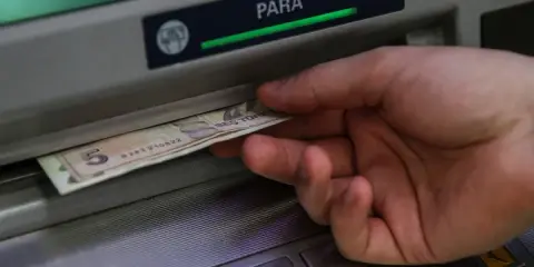 Türkiye Ekonomisinin Darbe ve Darbe Girişimleriyle İmtihanı