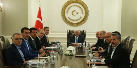 Yeni Ekonomi Hikâyesi ve Kurumlar