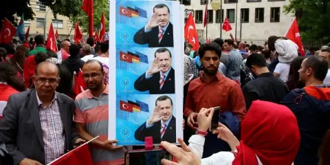 Batı Darbenin Başarısızlığını Yeni Anladı