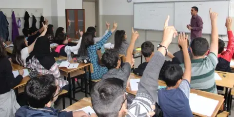 Eğitimde Alacak Yolumuz Var