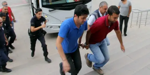 Perspektif: Dünyada Arındırma Politikaları ve Devletin FETÖ’den Arındırılması