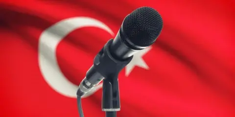 Sistem Değişiminde Siyasal Yapıların Dönüşüm İmkanı