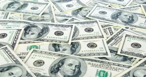 Türkiye Ekonomisinin Dolar İle İmtihanı