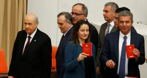 Korkmayın, Milletin İradesine Teslim Olun