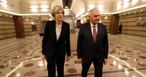 Müstemleke Medyasının Theresa May Şoku