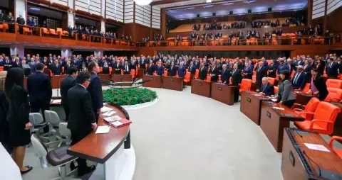 Son Etaba Giderken Partiler