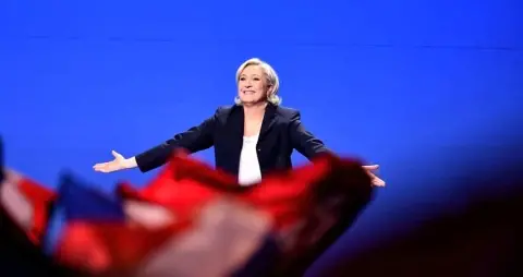 Macron Kazandı Ama Le Pen Yükselmeye Devam Ediyor