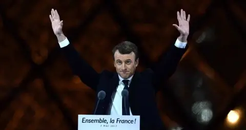 Macron’un Yolu ve “Çatı Aday” Arayıcıları