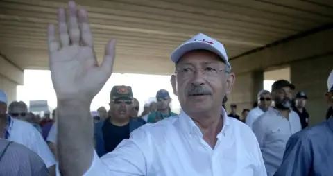 Başrolde FETÖ, Yardımcı Oyuncu Kılıçdaroğlu