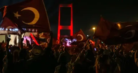 Bize Verilecek Bir Hesabınız Var