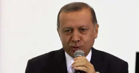 Cumhurbaşkanı Erdoğan Özeleştiri mi Yapıyor?