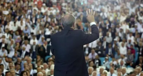 Hem Dönüşüm Hem Direniş