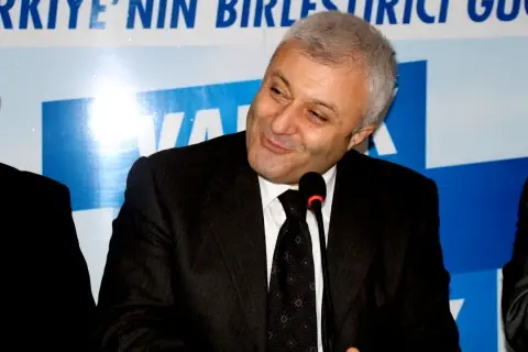 Ver Yalanı Ver Yalanı!