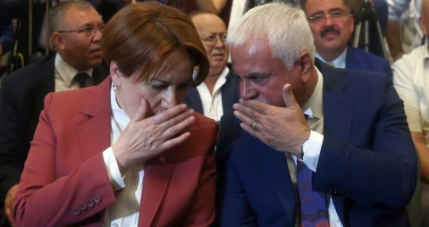 Siyasetin Hakikatini Bozmak
