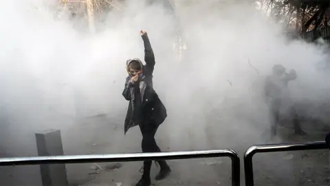 İran’daki Gösteriler Nereye Evrilir?