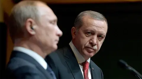 Türkiye-Rusya İlişkilerini Bekleyen Tehlikeler