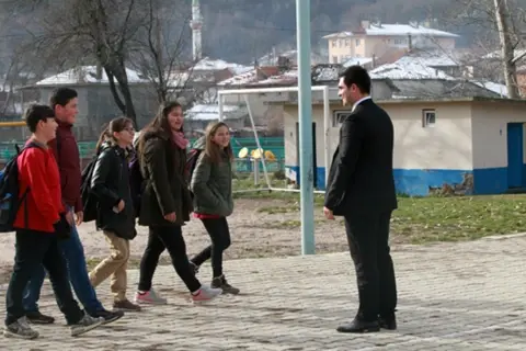Öğretmen Seçim Süreci ve Ücretli Öğretmenlerle ilgili Düzenleme