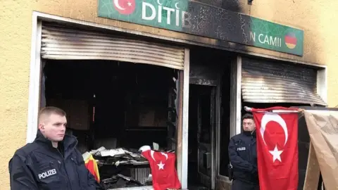 Almanya Müslümanları Neden Koruyamıyor / Korumuyor?