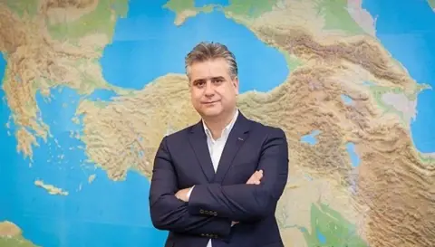 SETA Strateji Araştırmaları Direktörü Hasan Basri Yalçın: “ABD, PYD’yi de Yalnız Bırakacak”