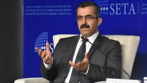 SETA Dış Politika Araştırmaları Direktörü Ataman: Trump Kendi Kendini İspat Etme Çabasında