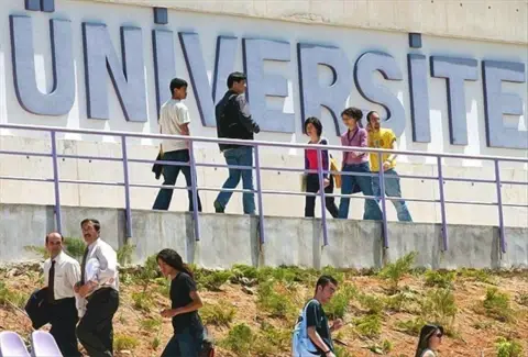 Üniversitelerin Bölünmesinin Nedeni “Aşırı Büyüme”