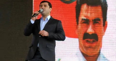 Demirtaş’tan “Açık ve Şeffaf” Muhalefet İttifakı Girişimi