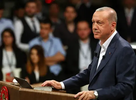 Neden Erdoğan? Neden AK Parti?