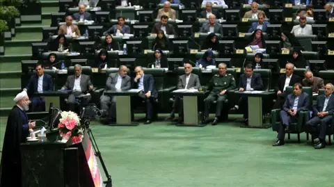 ABD Yaptırımlarının Gölgesinde İran Siyasetinin Geleceği