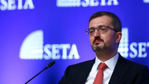SETA Genel Koordinatörü Prof. Dr. Burhanettin Duran: Trump 20 Yıllık Sosyalist İktidarı Yıkmak İstiyor