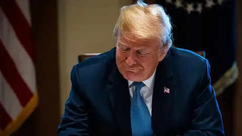 Trump’a “Darbeci” Desteği