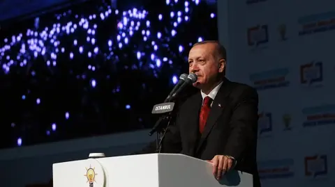AK Parti’nin 40 Adayı