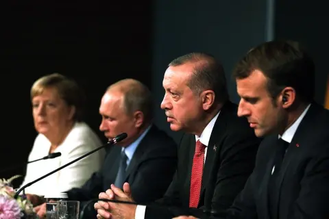İstanbul Zirvesine Nasıl Gelindi?