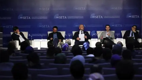 SETA Dış Politika Araştırmacısı Can Acun: ’ABD Tarafından YPG’ye Silah ve Militan Gönderiliyor’