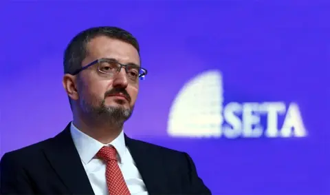SETA Genel Koordinatörü Burhanettin Duran: ABD Ara Seçimi, Trump Yönetimi İçin Sınav Niteliğinde