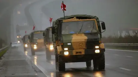 Türkiye, Sınırında Suriyelileri Görmek İster