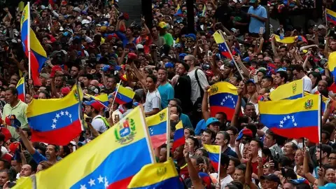 Venezuela’da Darbe Girişimi