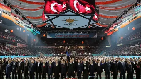 Manifesto ve Kent Yönetiminin Yeni Kodları